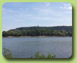 Blick auf die gegenueberliegende Rheinseite